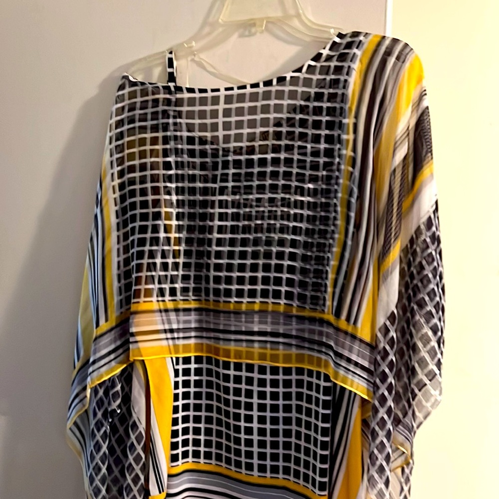 A touch of yellow brings some sunshine